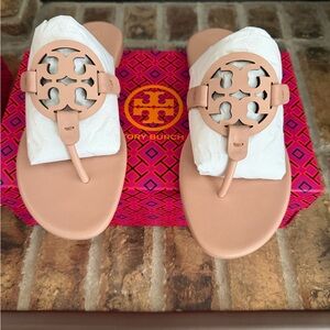 Tory Burch Women's Beige Sandals